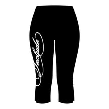 Load image into Gallery viewer, Black Script Capris
